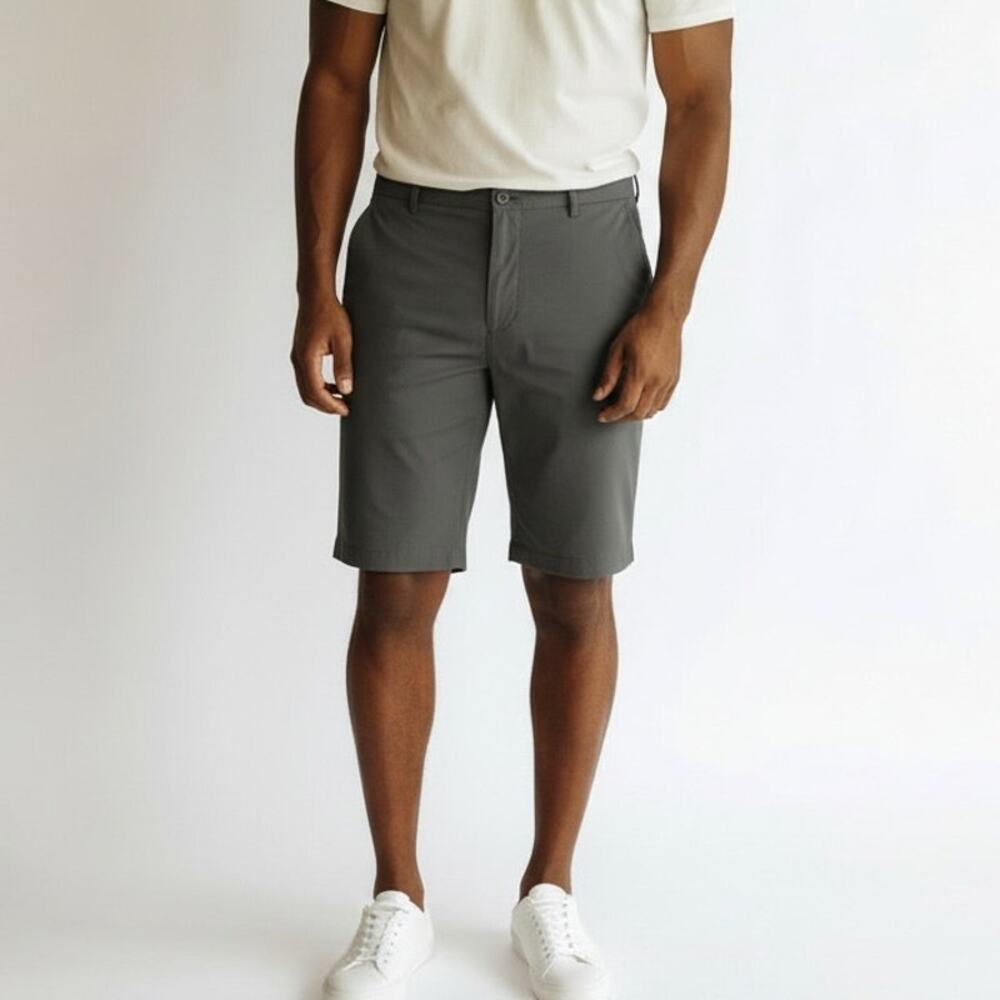 IZOD Performance Short NWT Men's Sz 36 Smoked Pearl Ultraflex Chino UPF Preppy